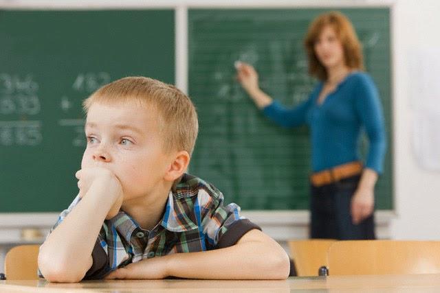 Dấu Hiệu Trẻ Bị Tăng Động Giảm Chú Ý: Hướng Dẫn Nhận Biết Để Đồng Hành Cùng Con