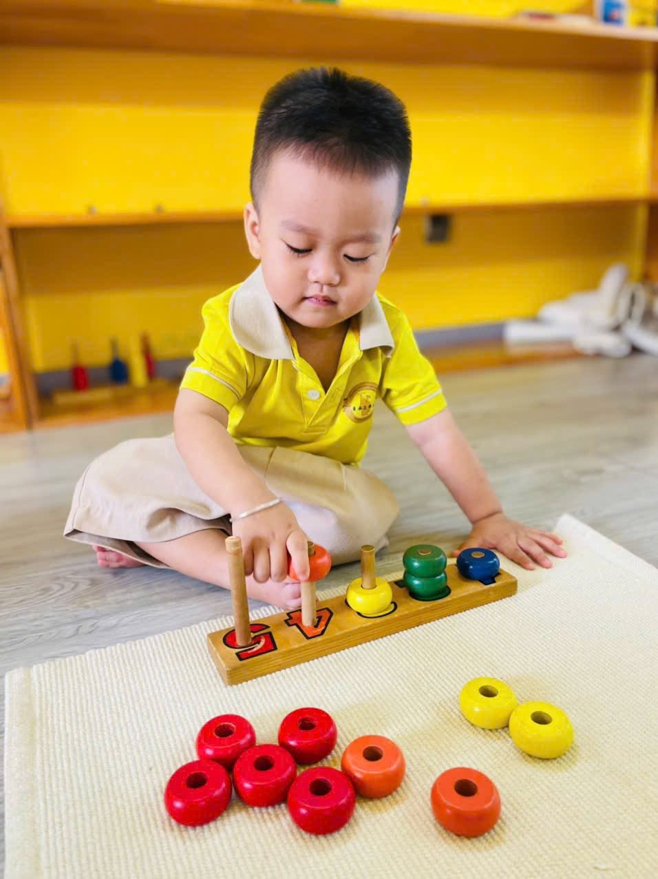 Lợi ích chương trình mầm non song ngữ phát triển tư duy cho trẻ
